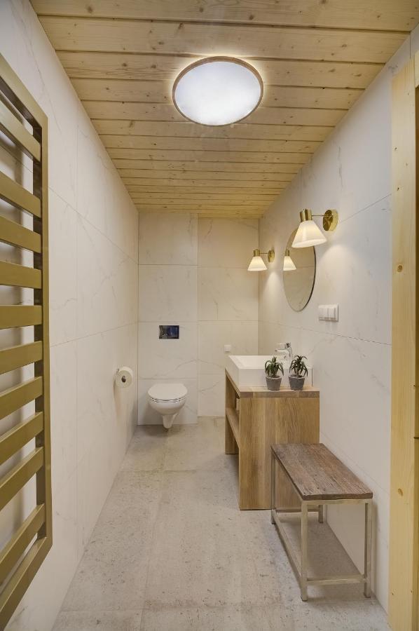 Znamirowickachata Sauna Jacuzzi Spa Znamirowice Exteriér fotografie